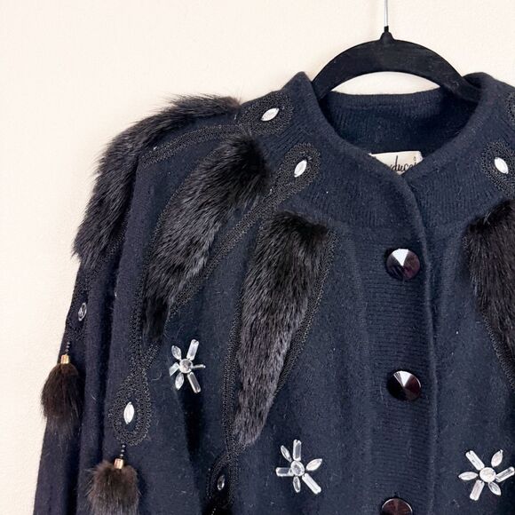 Vintage Rockabilly Retro Black Wool Fur Sweater Cardigan Beaded Size Large - Picture 3 of 9